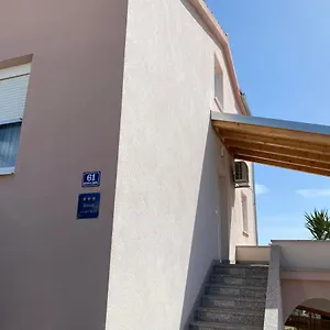 Apartament Three Bedroom Between Trogir And Split, Kaštela